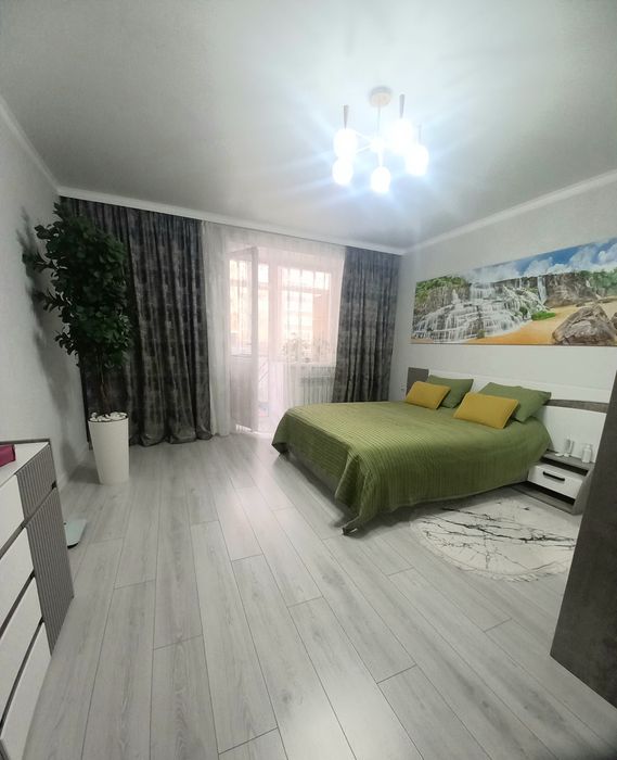 Продаётся евро3х кв Байтурсынова 70/1