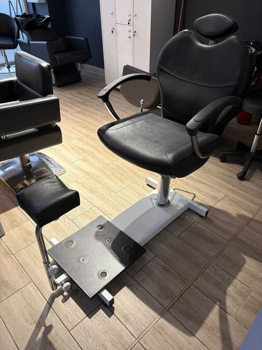 Vând scaun reglabil pedichiură