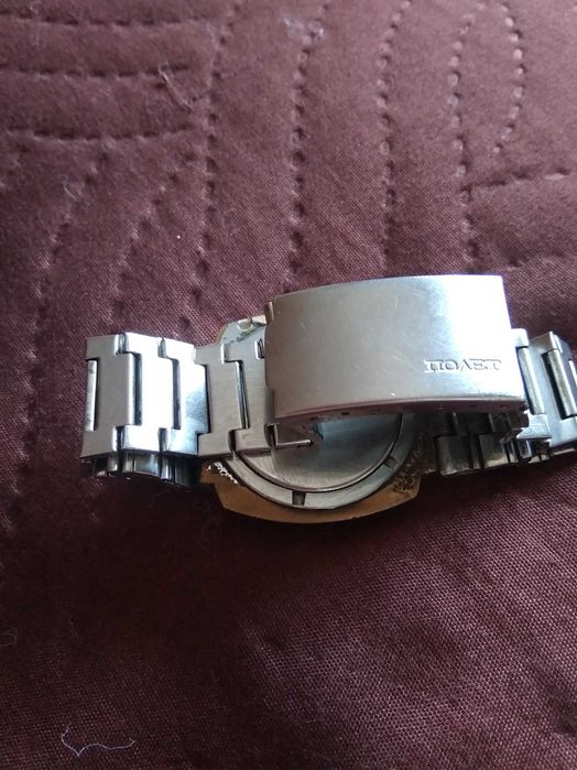 Джобни "Молния" и ръчен "Полет"