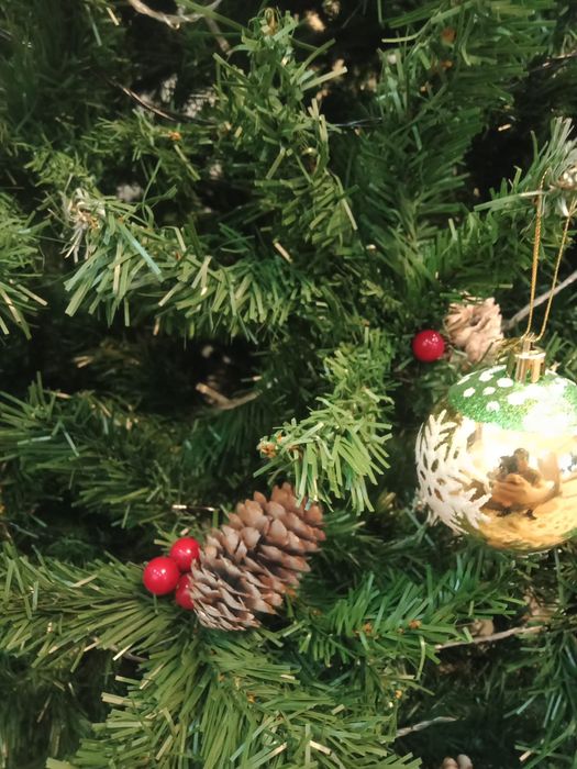 Продам ёлку 2 метра