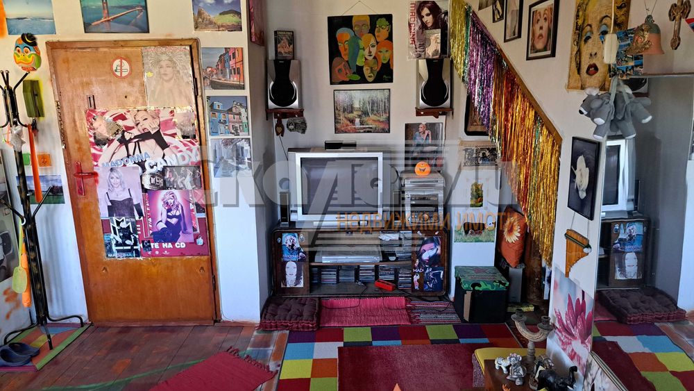 Дава се под наем Ателие в София, Център - 46 кв.м за 300 € - Снимка #8