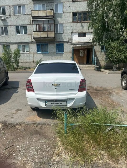 Шевроле кобалть 2022