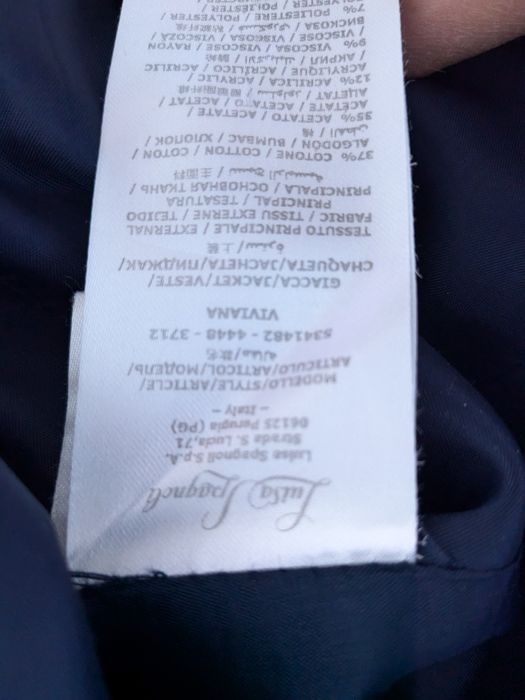 Продам женский костюм