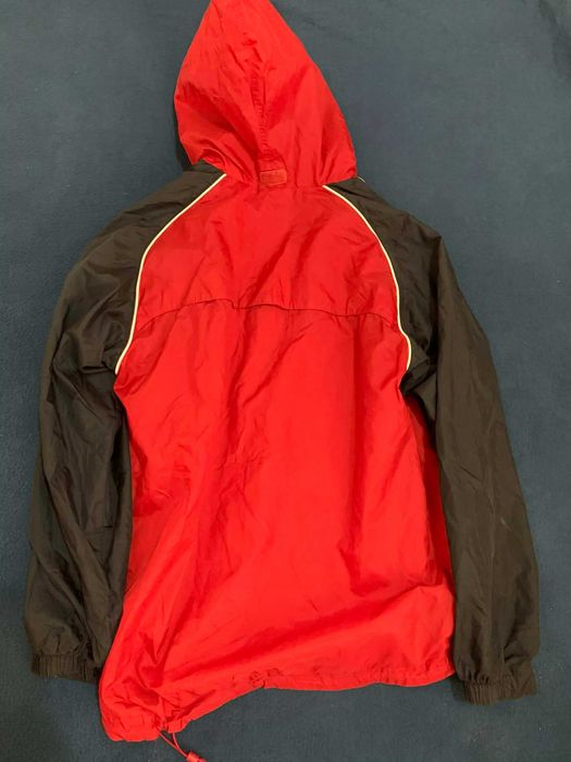 Geaca subtire, de primavara Nike, Marimea M