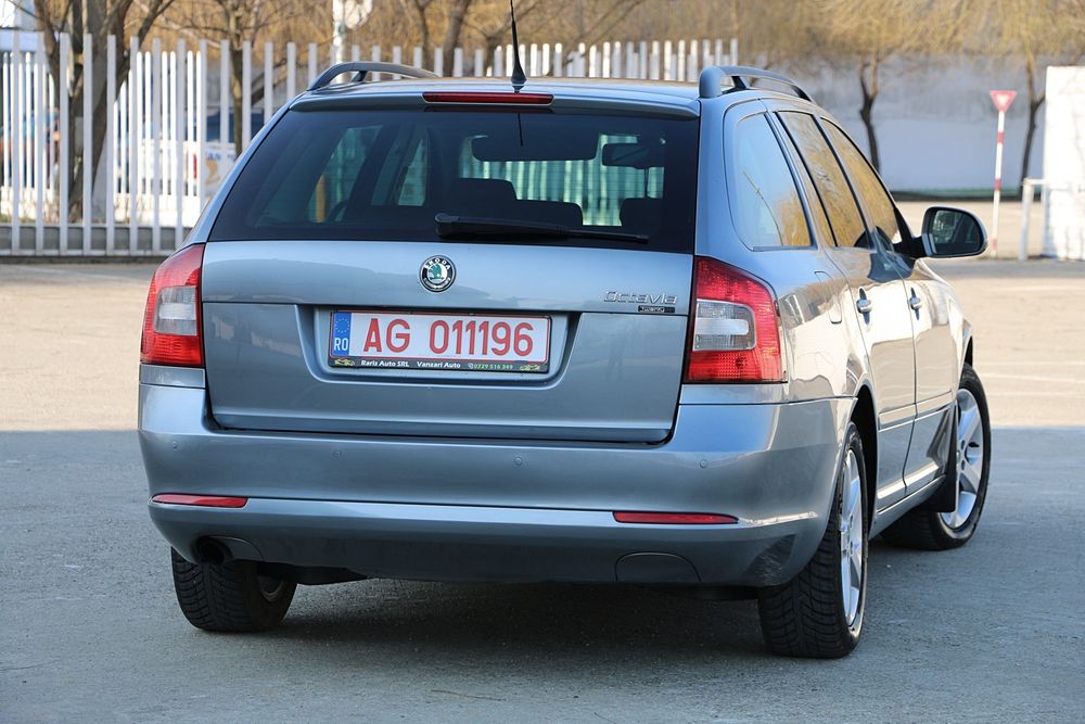 Vand Skoda Octavia Facelift Euro 5 Clima Navi  Posibilitate rate