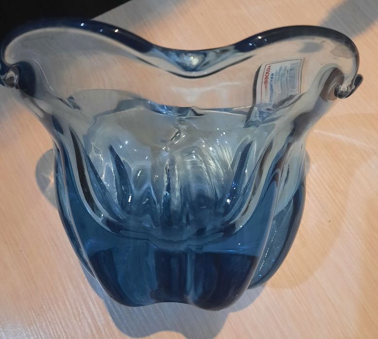 Красивая вазочка