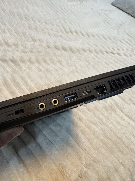 Игровой ноутбук MSI GF75 Thin 8RC