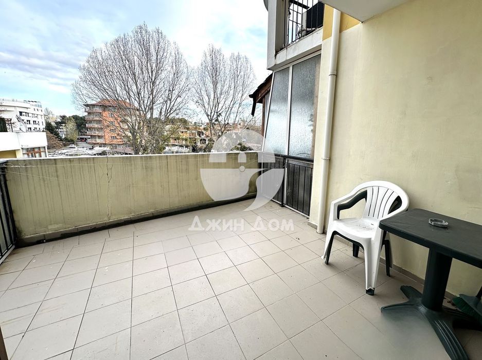 Продава се Двустаен апартамент в к.к. Слънчев бряг - 72 кв.м за 531 €/кв.м - Снимка #8