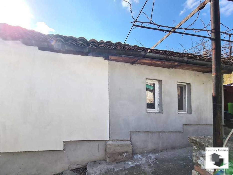 Продава се Къща в Велико Търново, Варуша - 165 кв.м за 402 €/кв.м - Снимка #1