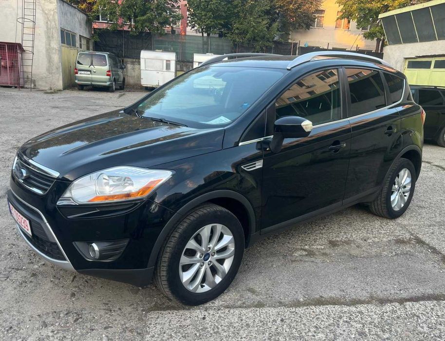 Vând Ford Kuga