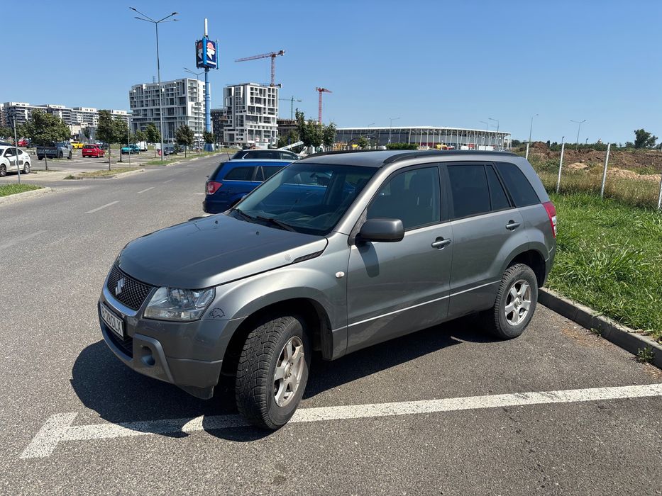 Vând Suzuki grand vitara