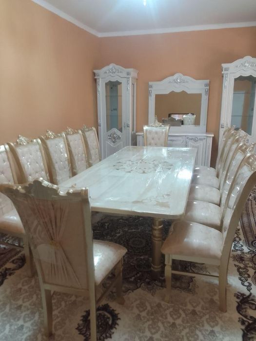 Mebel stol stul gilam bn sotiladi