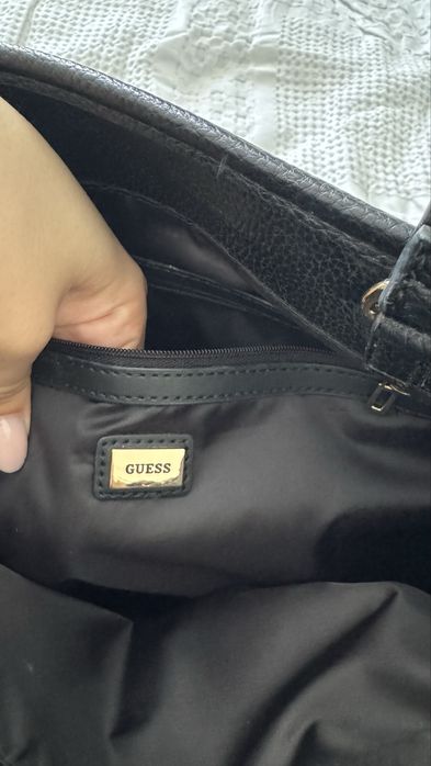 Сумка-тоут Guess