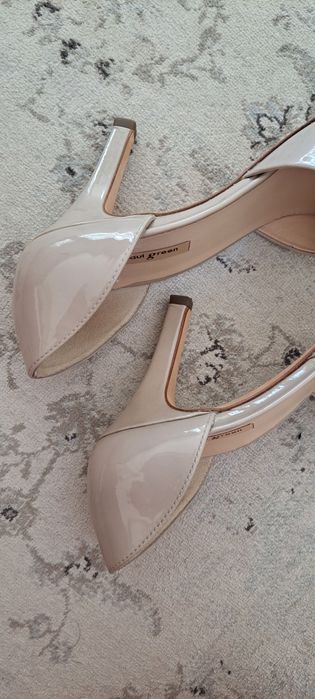 Pantofi dama piele naturala lăcuită 39