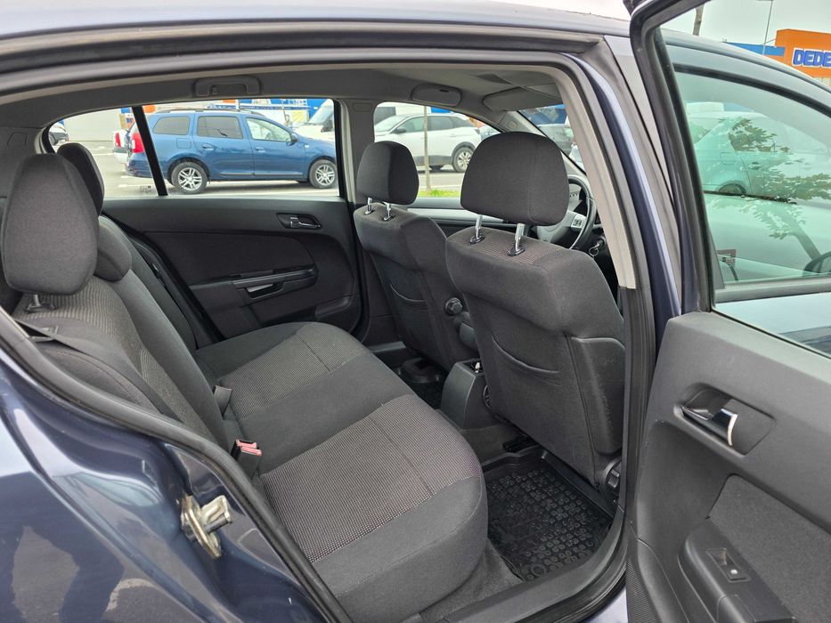 Opel Astra H  1.7 CDTI  2008