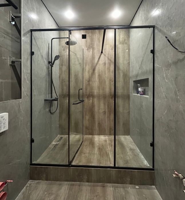 Перегородки для душевых кабин,