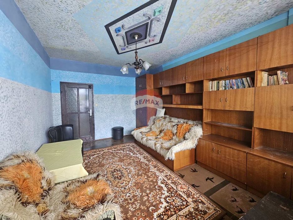 Дава се под наем Двустаен апартамент в Варна, Младост 1 - 60 кв.м за 330 € - Снимка #2