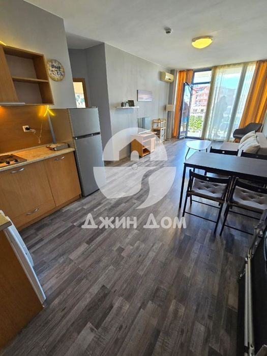 Двустаен апартамент в к-с „Тракия“, к.к Слънчев бряг