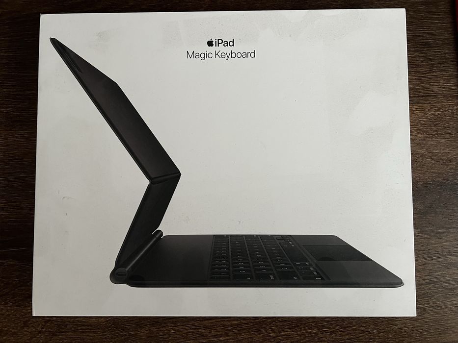 iPad pro 12.9 inchi M2 120hz + magic keyboard + pen apple