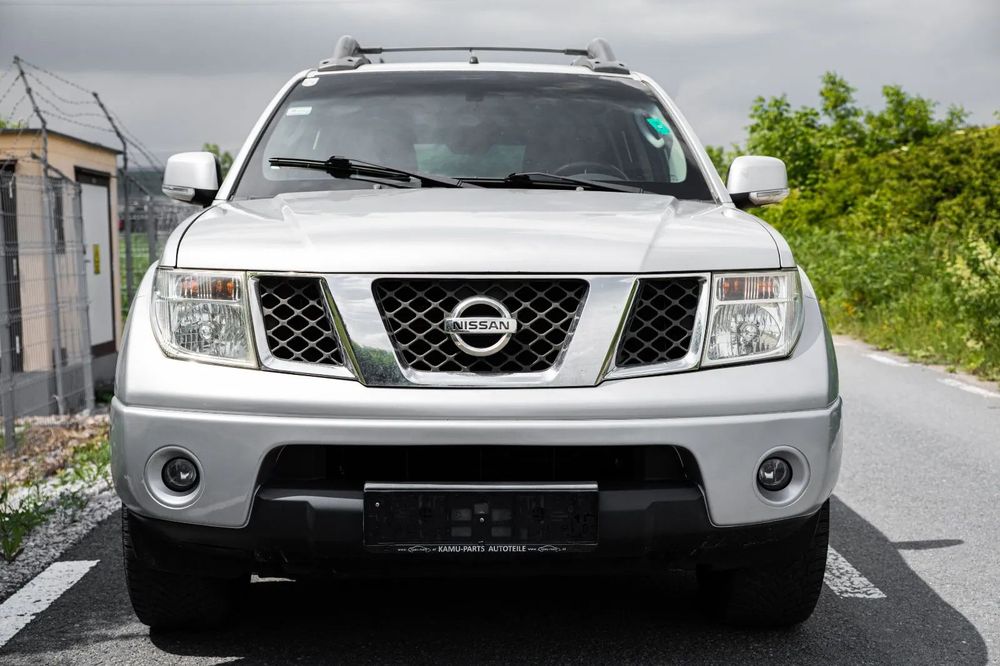 Nissan Navara 2009 diesel, 6.900 € — imagine 4