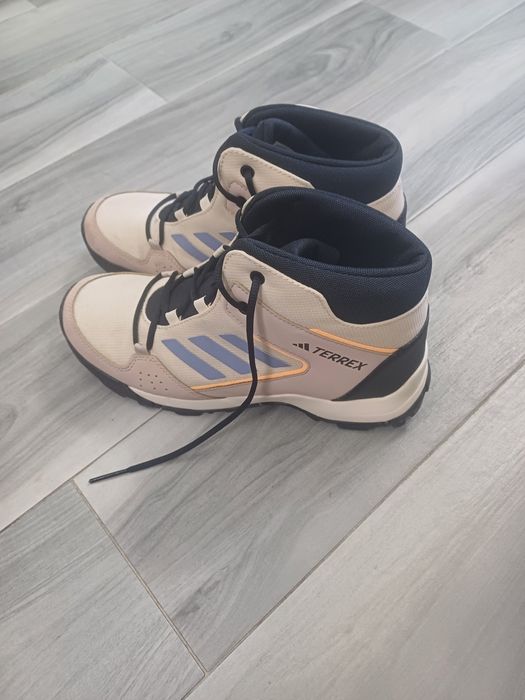 Ghete de iarna adidas teren mărime 38