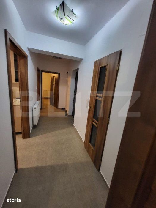 Apartament de 2 camere, 54 mp, 2 bai, 2 terase, garaj, zona Campului — fotografia 3