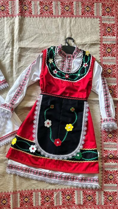 Детска носия за момиче 1-3г.