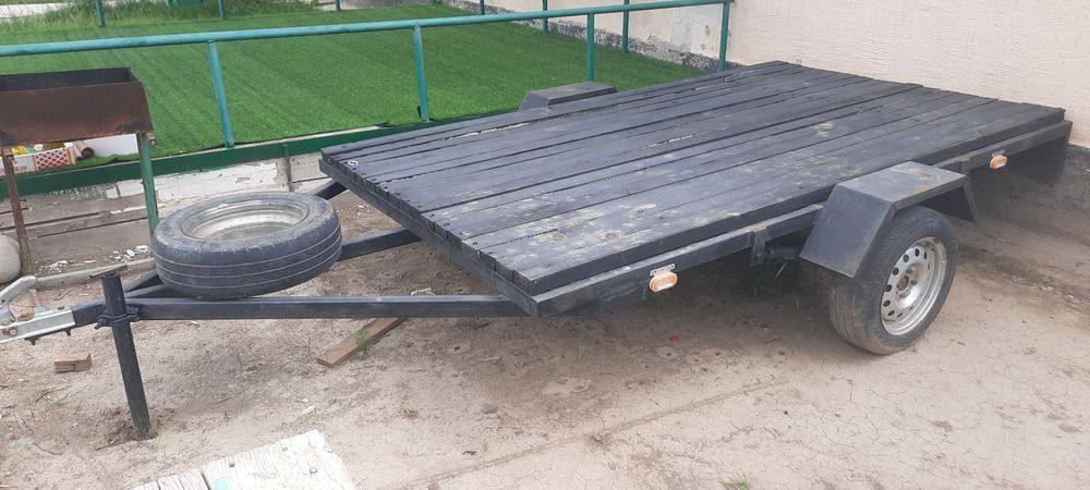 Прицеп легковой  продам
