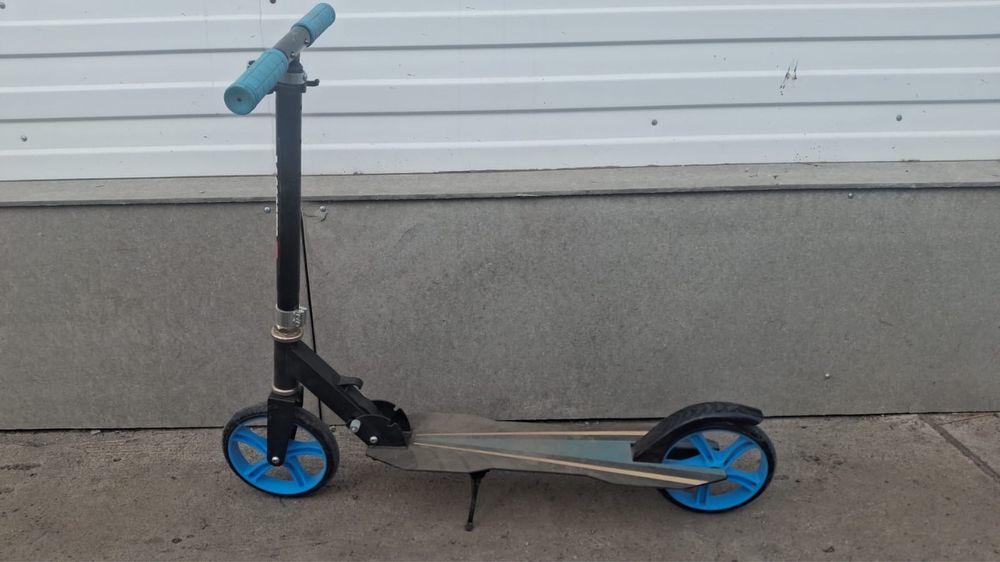 Продам детский самокат