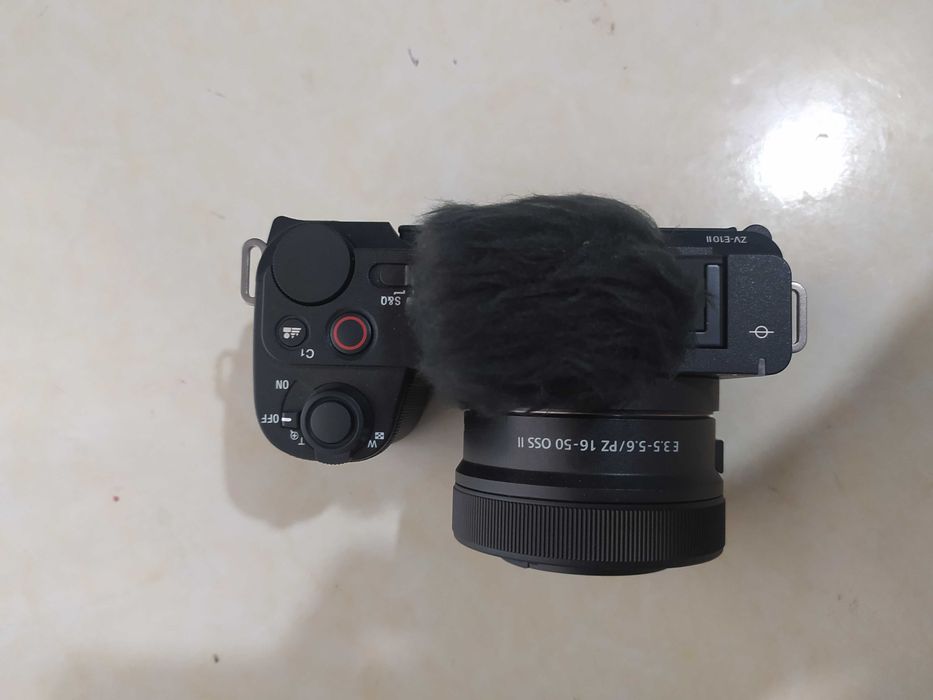 Sony ZV E10 ll kit yangi koropka dokument