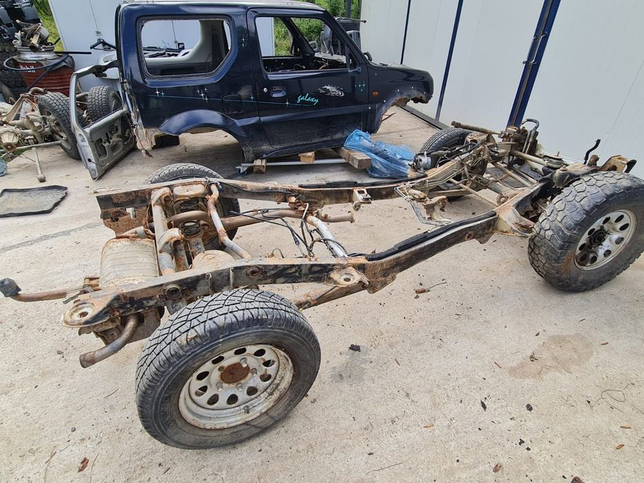 Piese Suzuki jimny 1.5 /1.3 Accesorii pentru Suzuki jimny