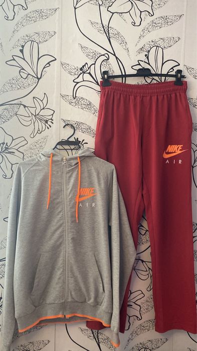 Nike екип в отлично състояние