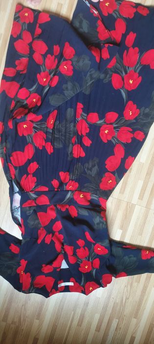 Платья женские весенние