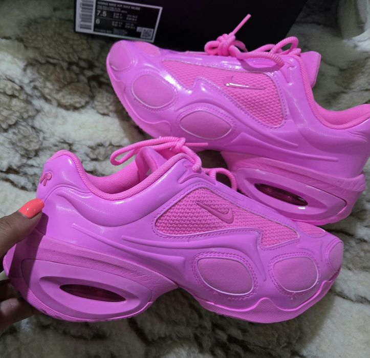 Nike WMNS Air Max Muse уникални електриково розови нови нов модел 38.5