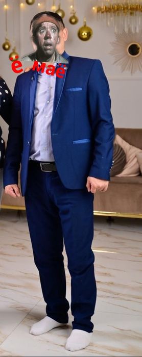 Продам классный костюм