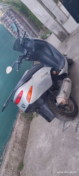 Vând scuter Peugeot Elyseo 125