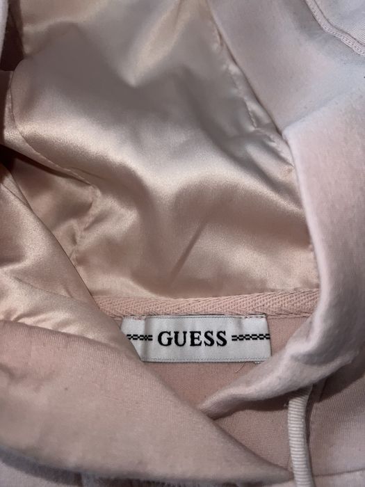 Суичър GUESS !! Оригинален !