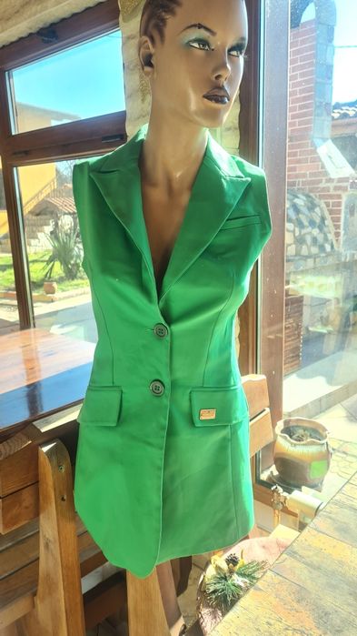 Елегантно , секция сако марково