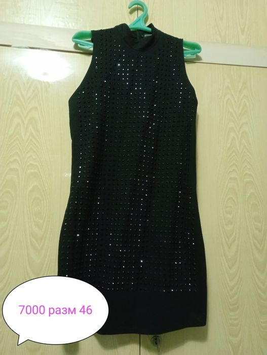 Продам платья в отличном состояние