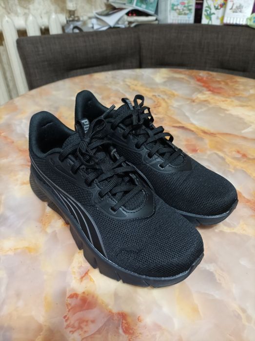 Чисто нови маратонки Puma номер 42