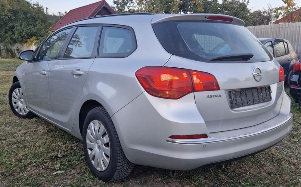 Opel Astra J 2015 1.6 CDTI Diesel 110 CP Euro 6