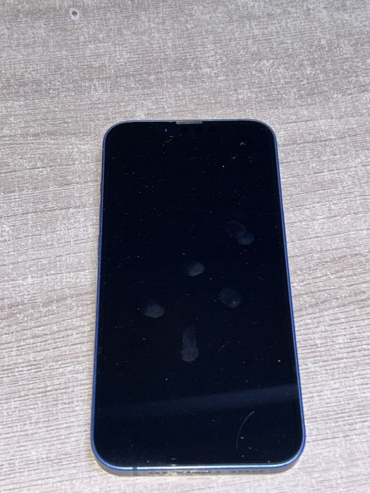 Iphone 13 продается