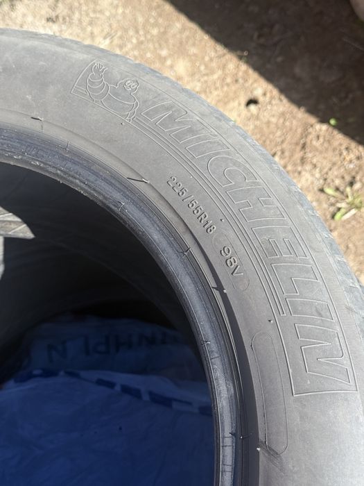 Шины летние R18 225/55
