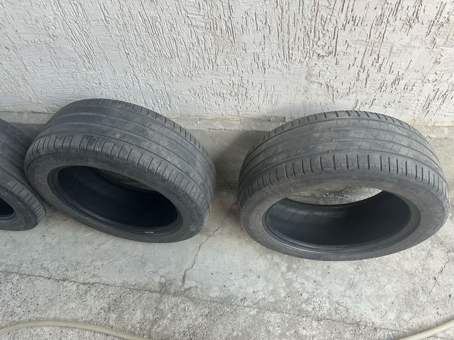 Летние шины 215/55R17
