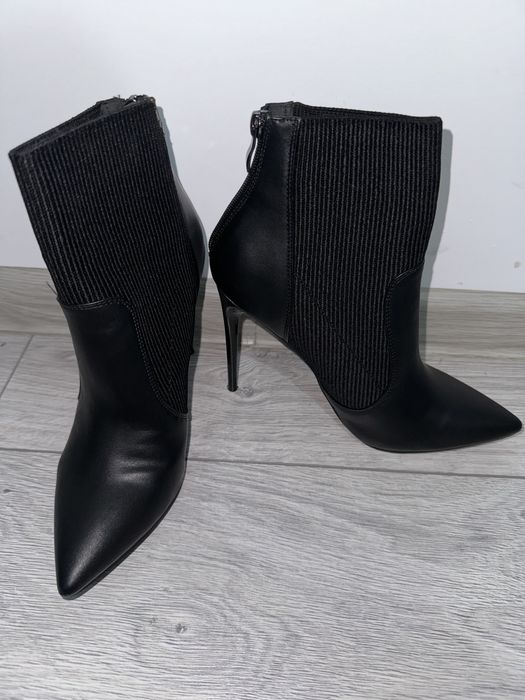 Botine ghete negre cu toc subtire