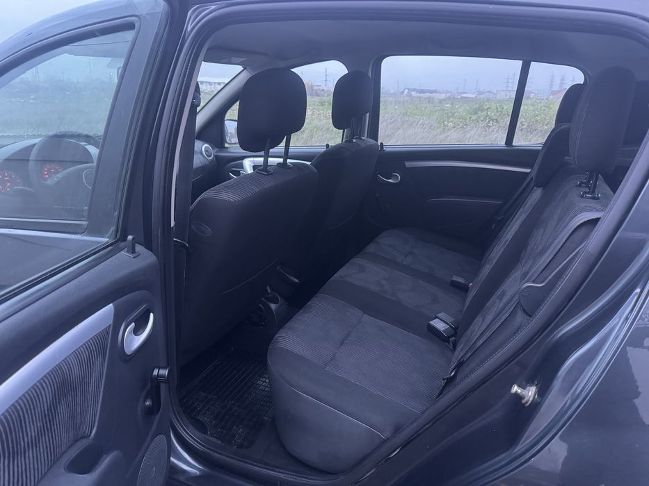 Dacia Sandero 1.5 Diesel *2010* Clima / Proiectoare / Import