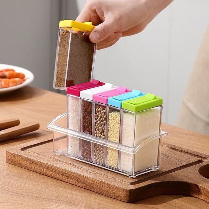 Уникален кухненски сет за подправки – красив и функционален