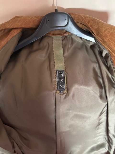 Geaca dama piele naturala. Marimea 38