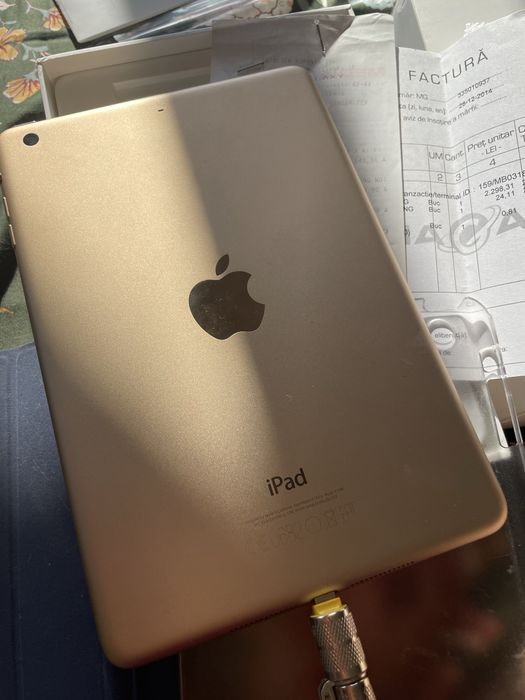 Tableta apple mini 3 wifi 128 gb gold