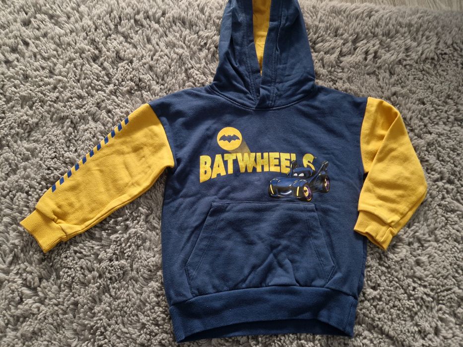 Lot bluze marimea 104 cm